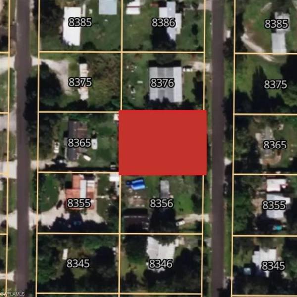 8366 Suncoast DR, North Fort Myers, FL 33917