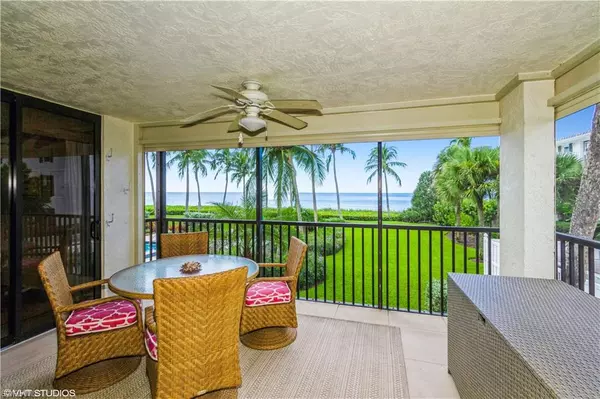 Naples, FL 34108,10525 Gulf Shore DR #213