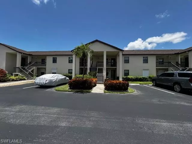 9270 Lake Park DR #204, Fort Myers, FL 33919