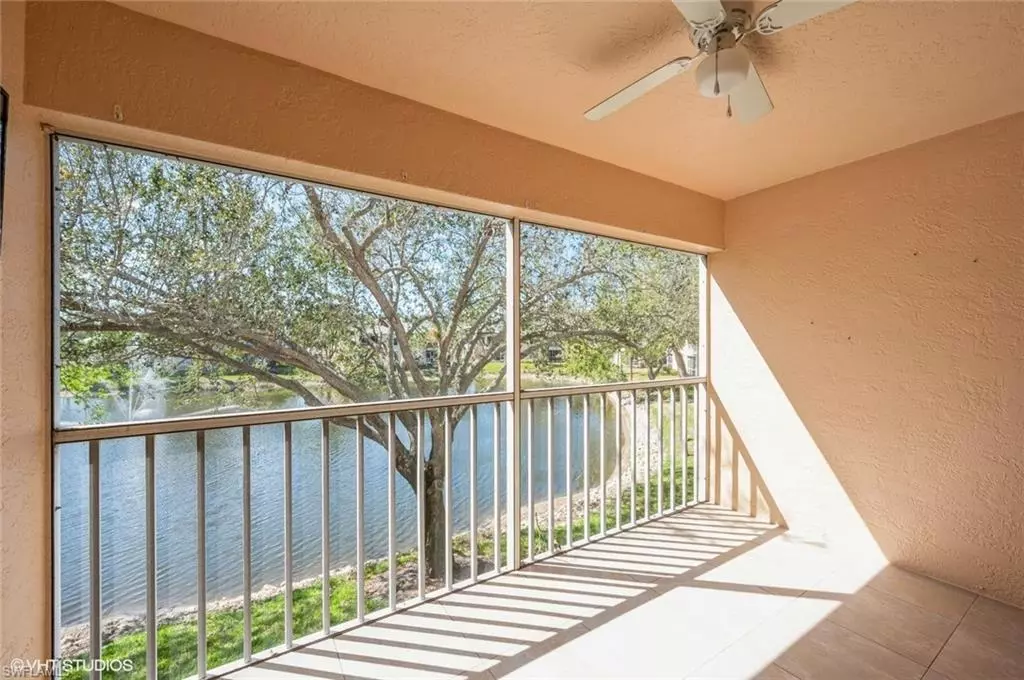 Naples, FL 34110,760 Wiggins Lake DR #203