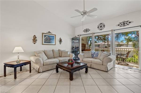 1010 Partridge CIR #202, Naples, FL 34104