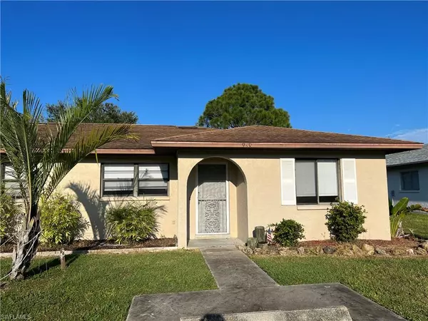 942 SE 24th AVE, Cape Coral, FL 33990