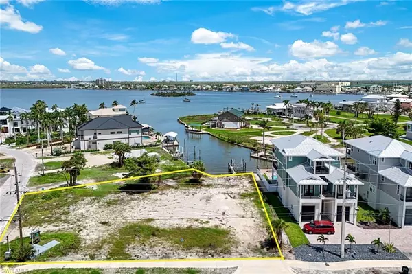 Fort Myers Beach, FL 33931,601 Estero BLVD