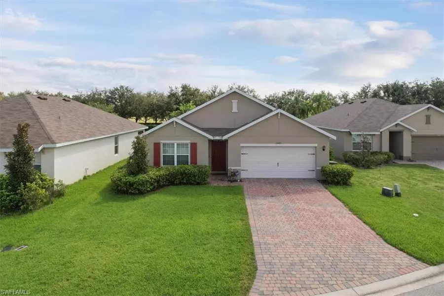 10345 Silver Pond LN, Lehigh Acres, FL 33936