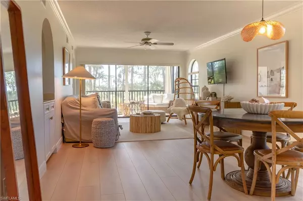 265 Deerwood CIR #10, Naples, FL 34113