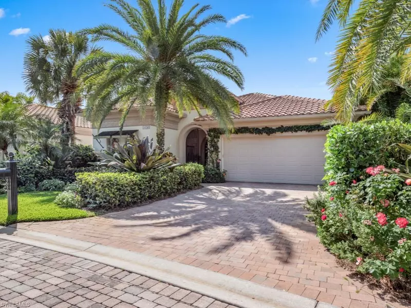 15743 Villoresi WAY, Naples, FL 34110