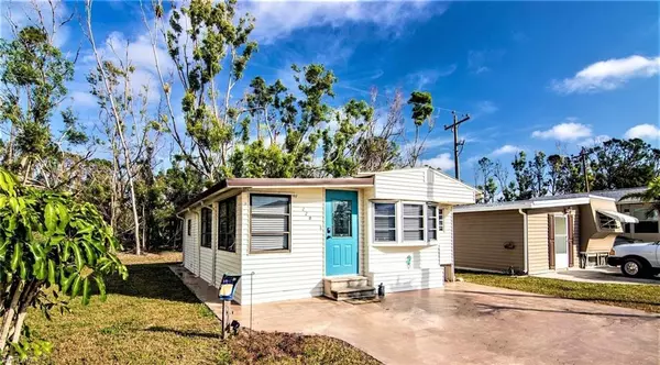 North Fort Myers, FL 33903,228 Caravan CIR