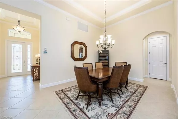 Naples, FL 34112,7702 Martino CIR