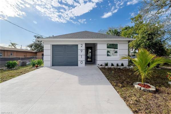 12353 1st ST, Fort Myers, FL 33905