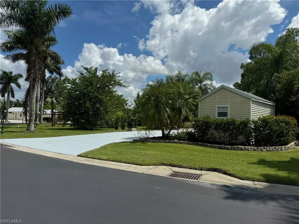 Labelle, FL 33935,Lot 238 3044 E Riverbend Resort BLVD