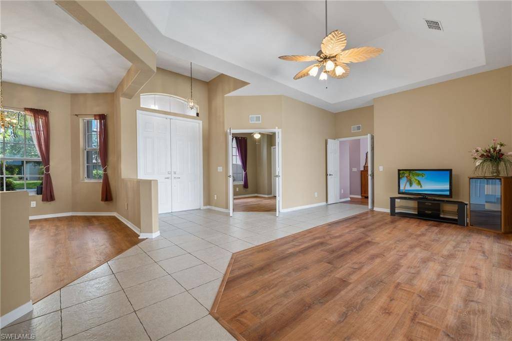 Naples, FL 34120,2249 Valencia Lakes CIR