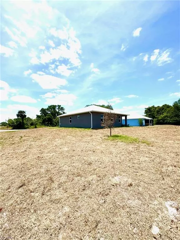 Labelle, FL 33935,2001 Jeronimo RD