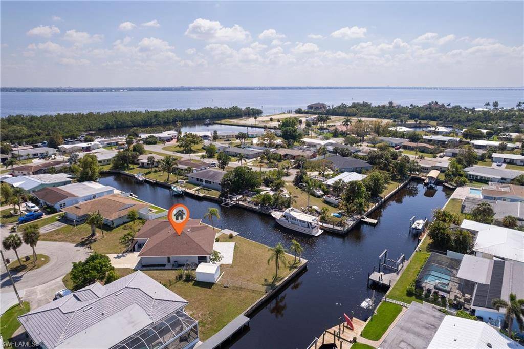 North Fort Myers, FL 33903,4387 Harbour TER