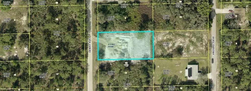 Lehigh Acres, FL 33972,1108 Henry AVE