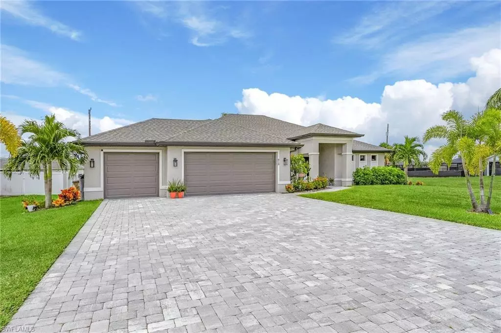 Cape Coral, FL 33991,818 SW 9th CT