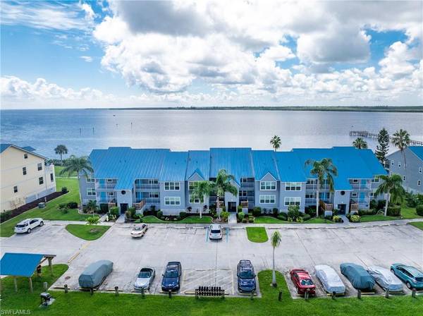 4410 Warren AVE #406, Port Charlotte, FL 33953