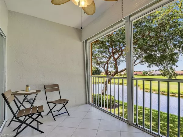 Bonita Springs, FL 34135,9855 Costa Mesa LN #407