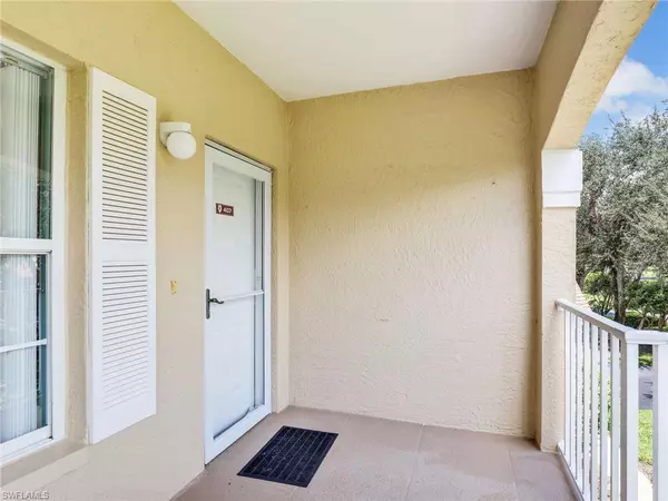 Bonita Springs, FL 34135,9855 Costa Mesa LN #407