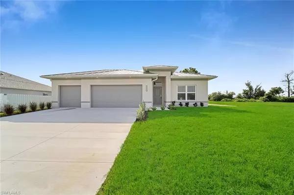 3082 NW 4th AVE, Cape Coral, FL 33993