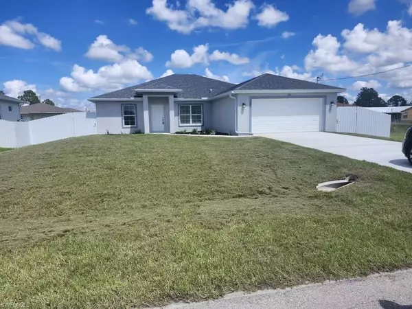 2914 4th ST SW, Lehigh Acres, FL 33976