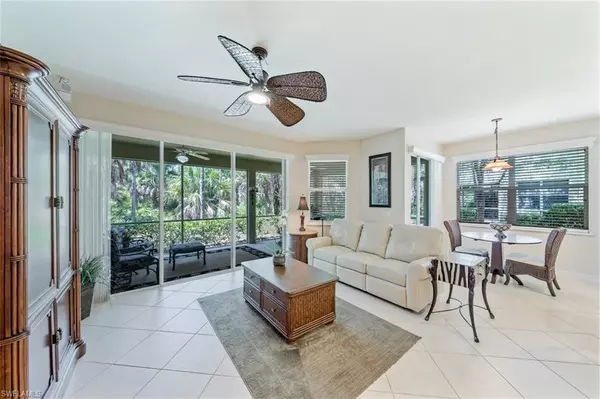 Naples, FL 34119,1626 Tarpon Bay DR S #102