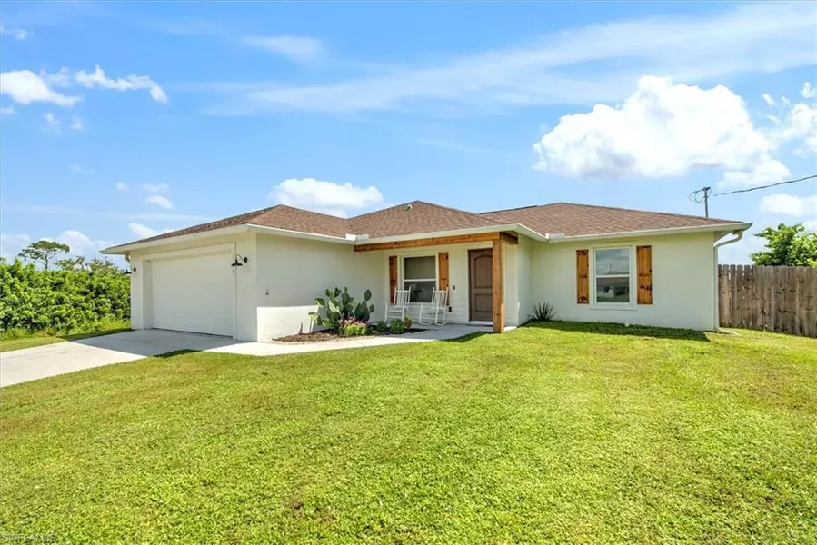 3104 E Iris CT, Labelle, FL 33935