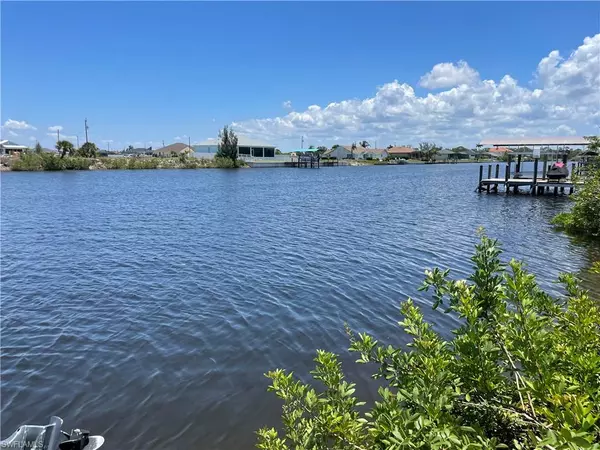 Cape Coral, FL 33993,4317 NW 33rd ST