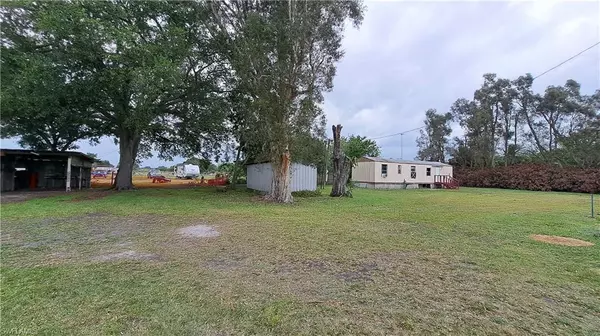 Clewiston, FL 33440,1463 Stoker RD