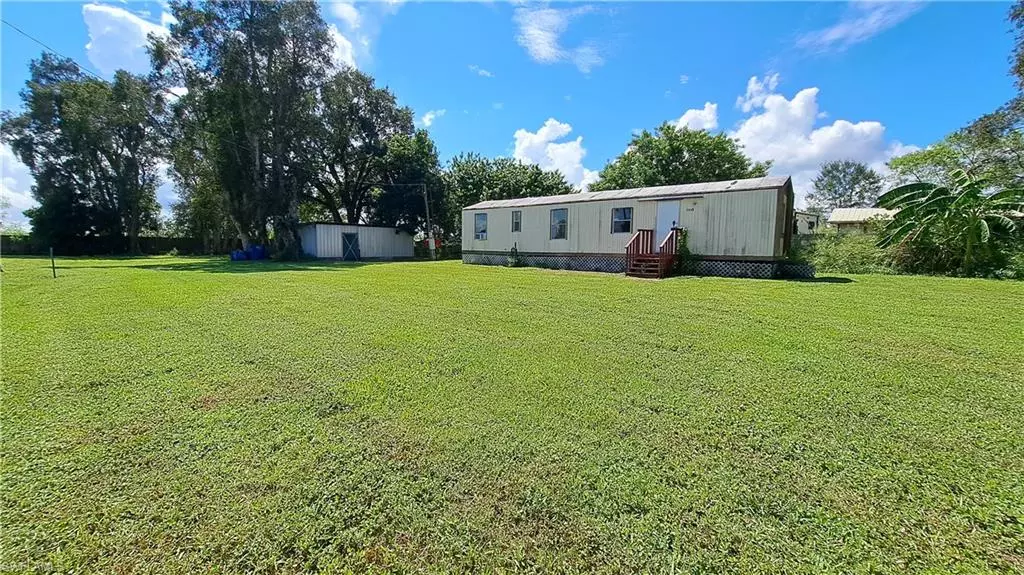 Clewiston, FL 33440,1463 Stoker RD