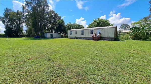 1463 Stoker RD, Clewiston, FL 33440