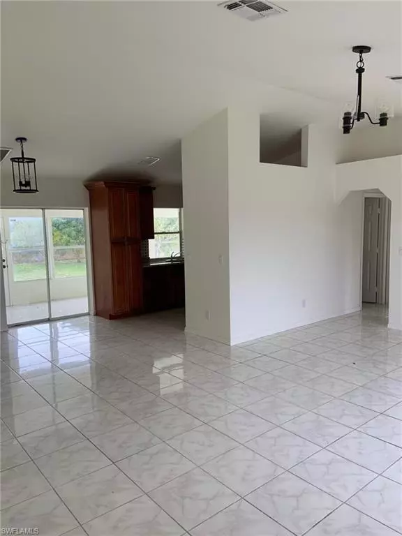 Cape Coral, FL 33991,1115 SW 6th CT