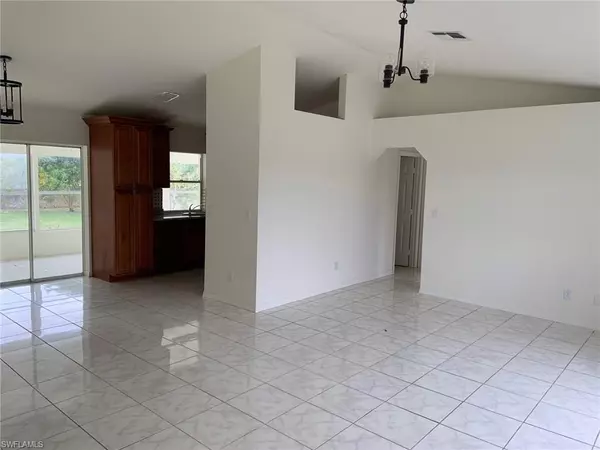 Cape Coral, FL 33991,1115 SW 6th CT