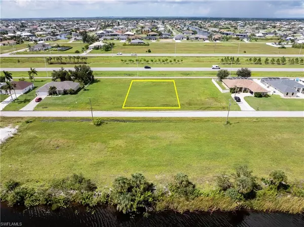 Cape Coral, FL 33993,300 NW 31st PL