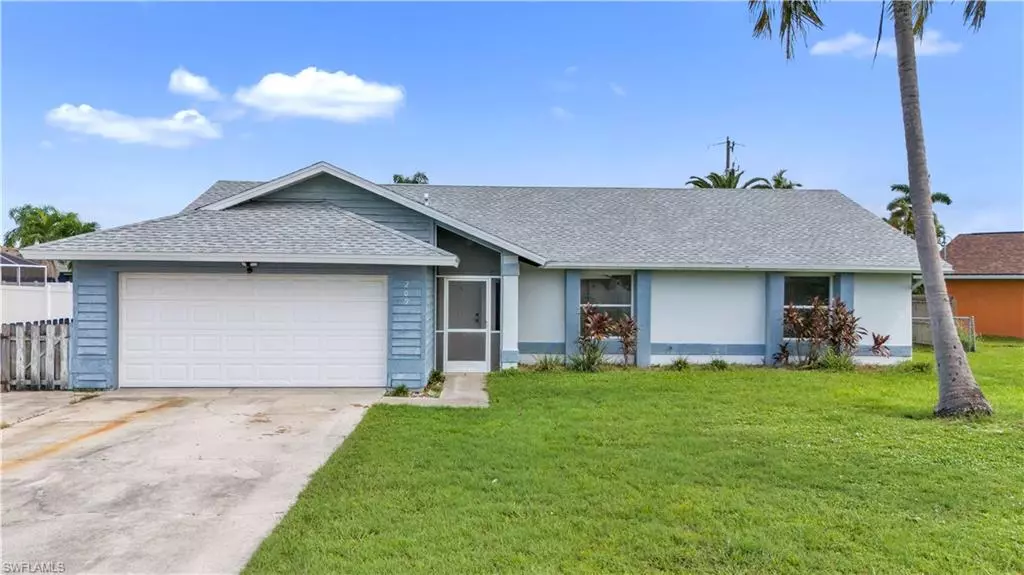 Cape Coral, FL 33991,209 SW 10th TER