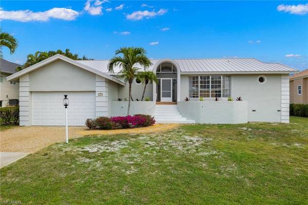 1242 Par View DR, Sanibel, FL 33957