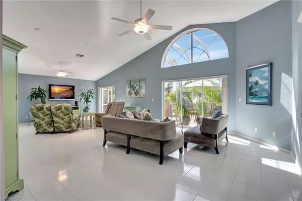 Naples, FL 34110,1351 Old Oak LN