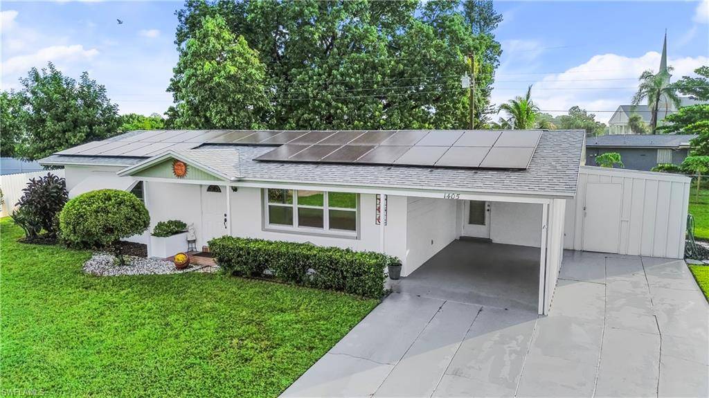 1405 Huntdale ST E, Lehigh Acres, FL 33936