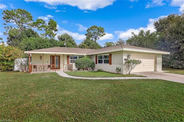 2473 Poinciana ST, Naples, FL 34105