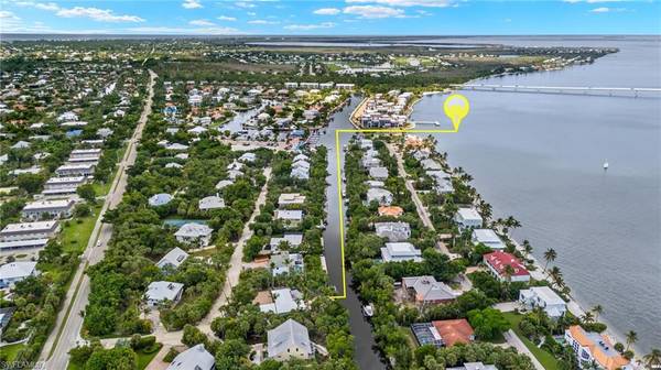 526 N Yachtsman DR, Sanibel, FL 33957