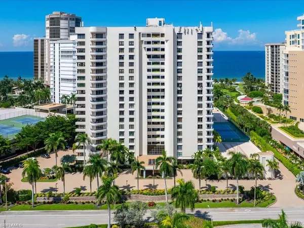 Naples, FL 34103,4451 Gulf Shore BLVD N #1502