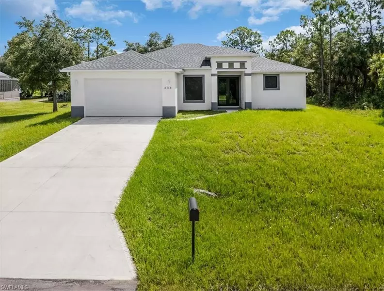 604 LAKE AVE, Lehigh Acres, FL 33972