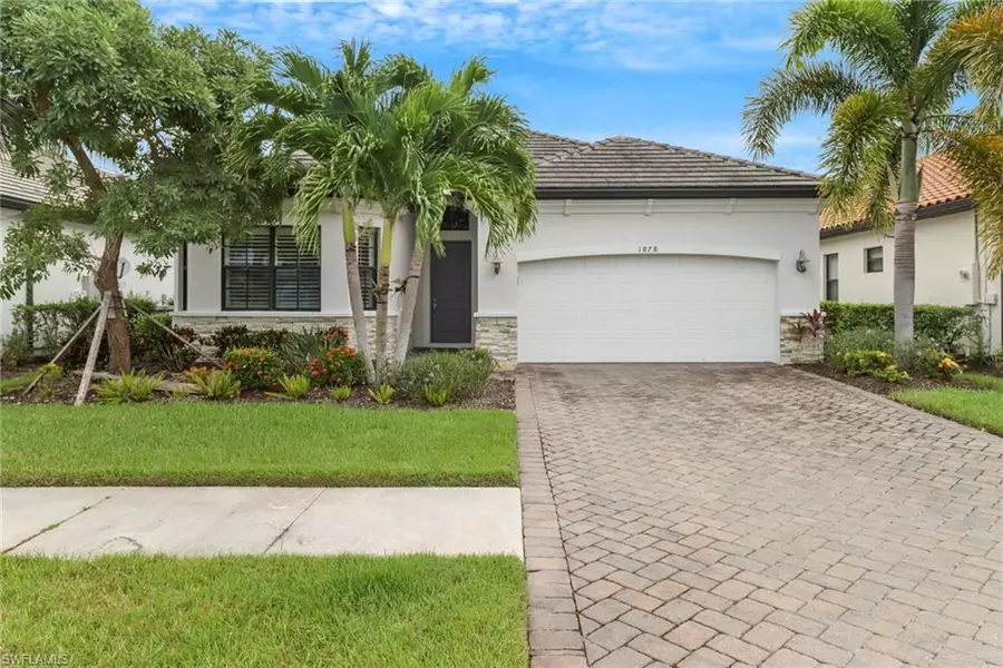 1878 Mustique ST, Naples, FL 34120