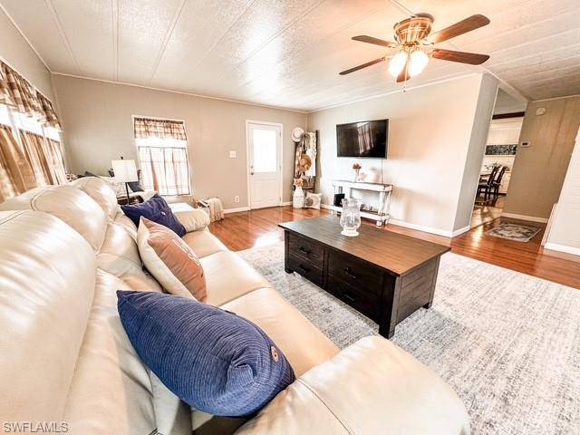 North Fort Myers, FL 33917,101 Conestoga TRL