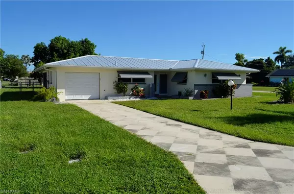 451 Monterey AVE, Cape Coral, FL 33904