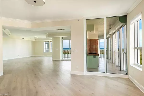 Naples, FL 34110,285 Grande WAY #1606