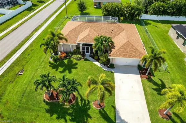 Cape Coral, FL 33991,914 SW 9th CT