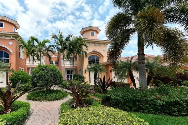 Naples, FL 34119,571 Avellino Isles CIR #201