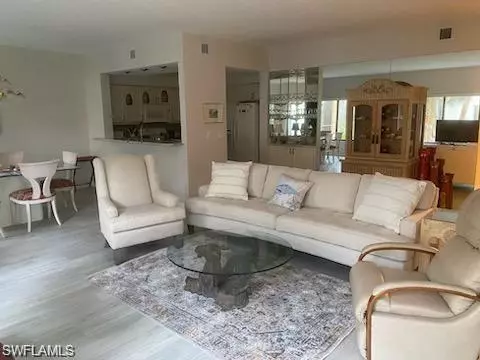 6820 Pelican Bay BLVD #122, Naples, FL 34108