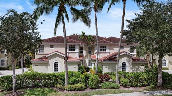 1650 Tarpon Bay DR S #101, Naples, FL 34119