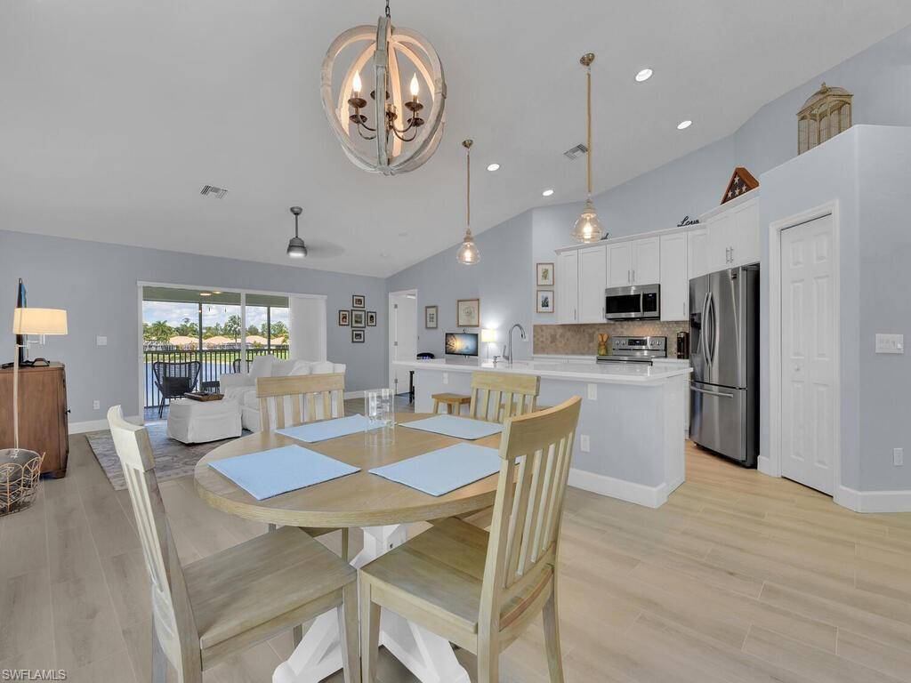 Naples, FL 34104,6863 Sterling Greens DR #201